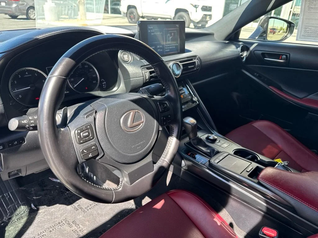 Used 2021 White Lexus 300 image 13