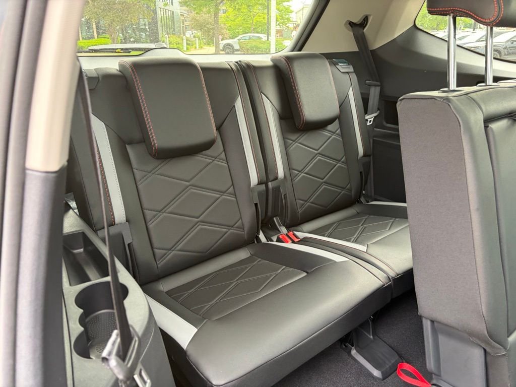 New 2026 Pure Gray Volkswagen 2.0T Peak Edition image 22