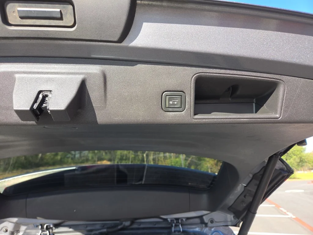 Used 2020 Gray GMC SLT image 25