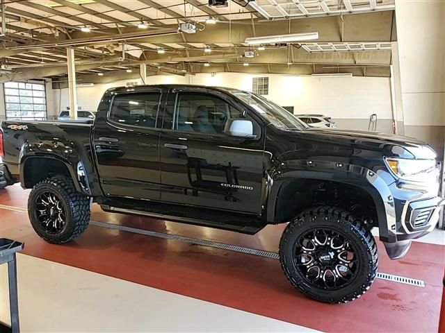 2022 Chevrolet Colorado 4WD Work Truck Crew Cab Long Box's photo