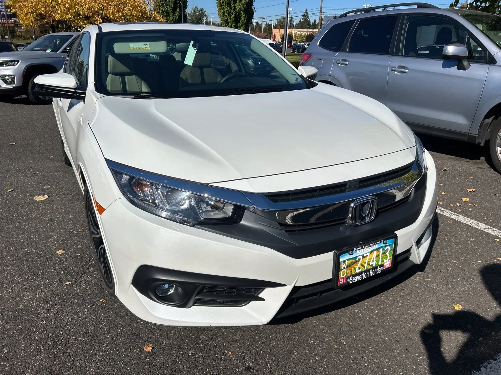 Used 2016 White Orchid Pearl Honda EX-L image 2