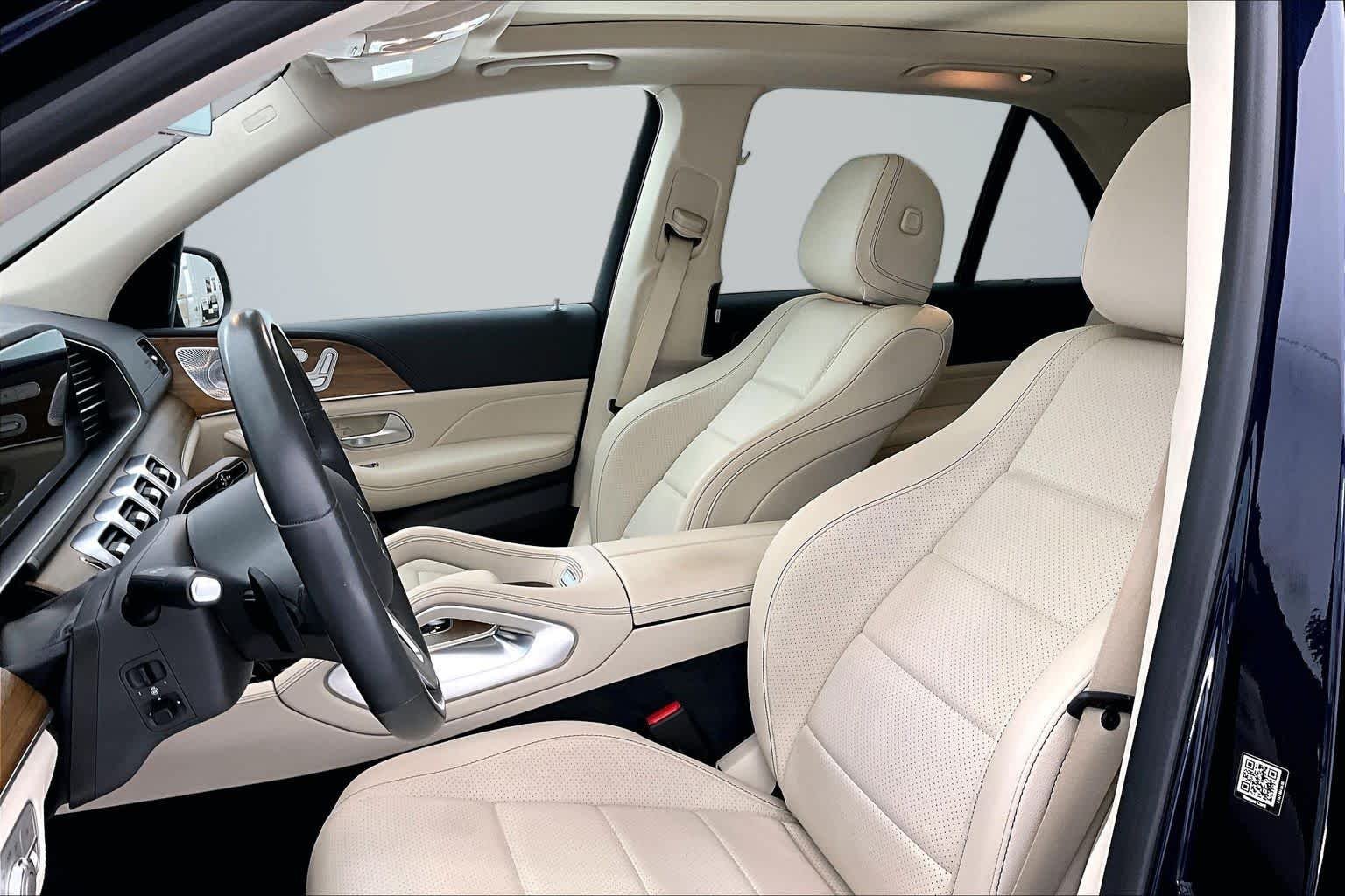 Used 2020 Lunar Blue Metallic Mercedes-Benz GLE 350 image 11