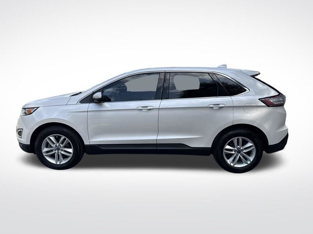 Used 2018 White Ford SEL image 7