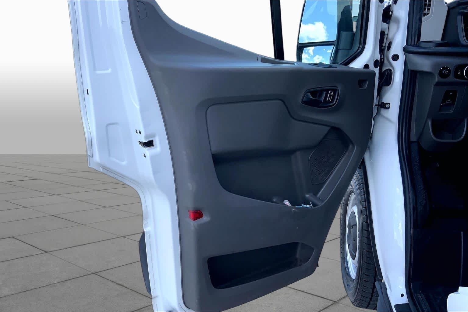 Used 2024 Oxford White Ford  image 20