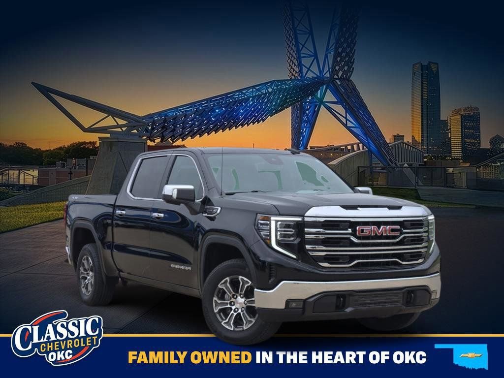 2025 GMC Sierra 4WD Crew Cab Short Box SLT's photo