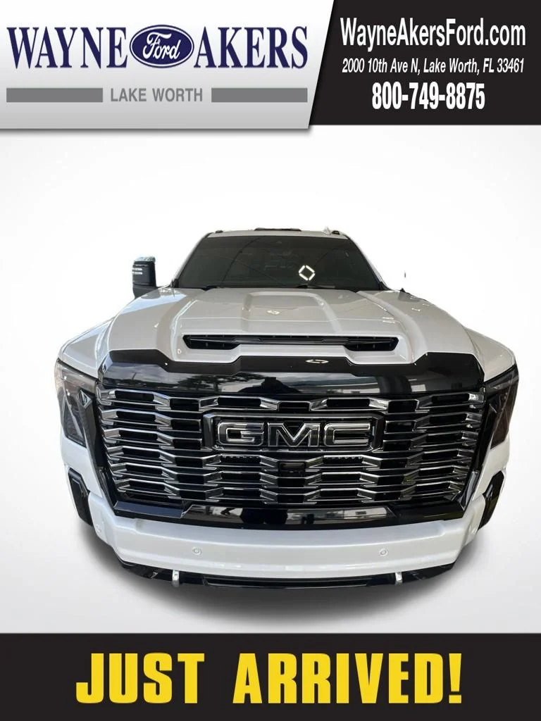 Used 2025 White GMC Denali Ultimate image 1