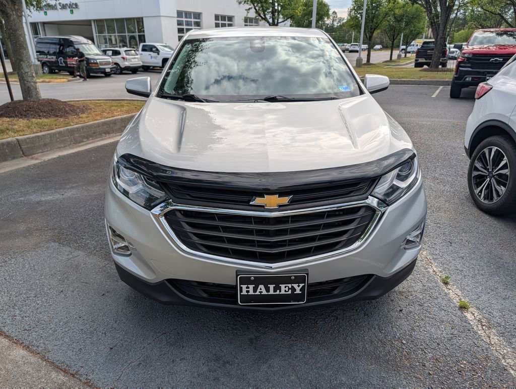 Used 2020 Silver Ice Metallic Chevrolet LT image 3