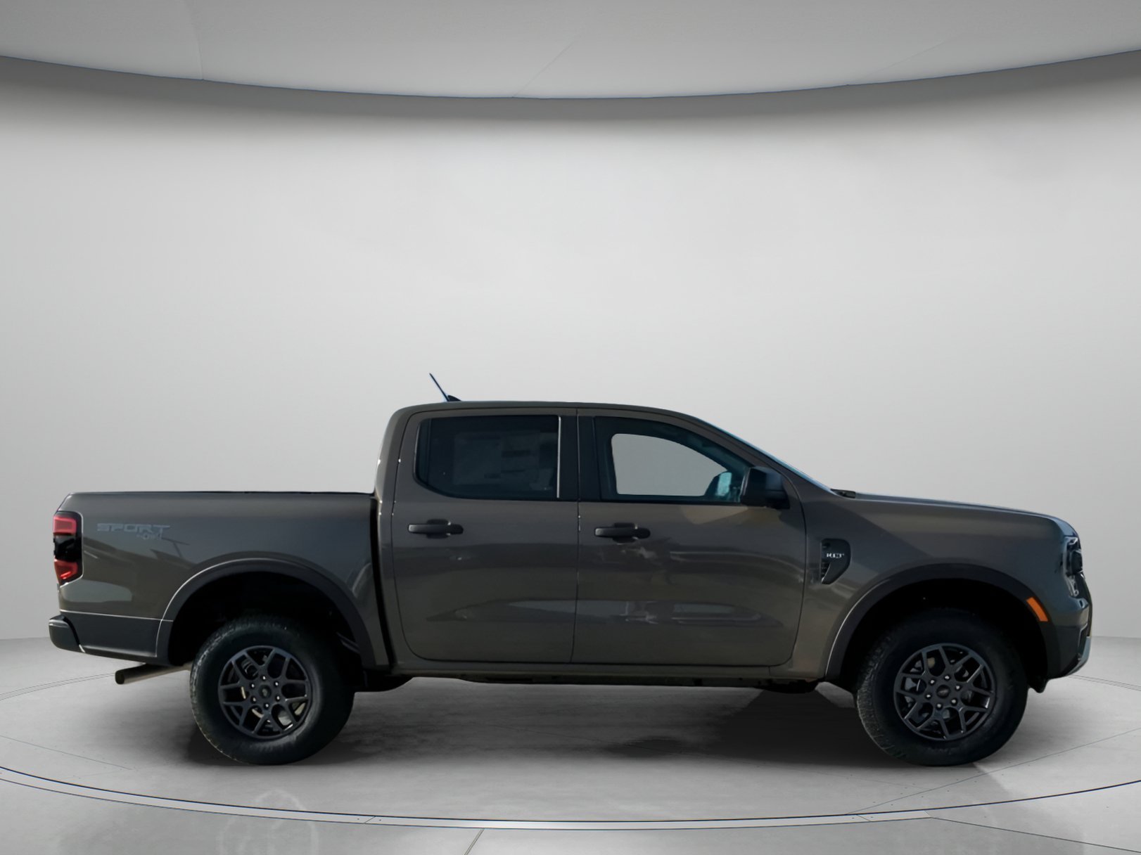 New 2026 Marsh Gray Ford XLT image 30