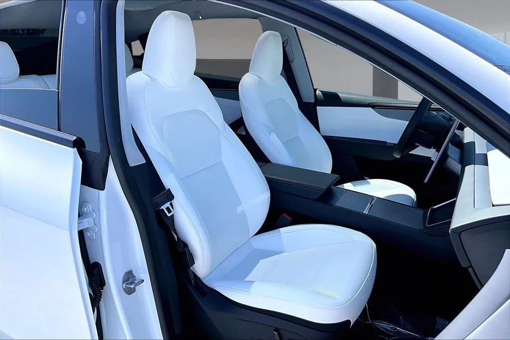 Used 2026 White Tesla Premium image 27