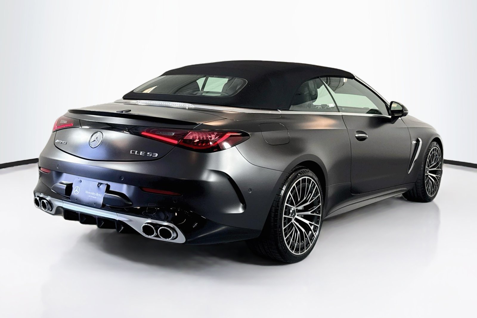 New 2027 MANUFAKTUR exclusive graphite grey magno Mercedes-Benz AMG® CLE 53 image 5
