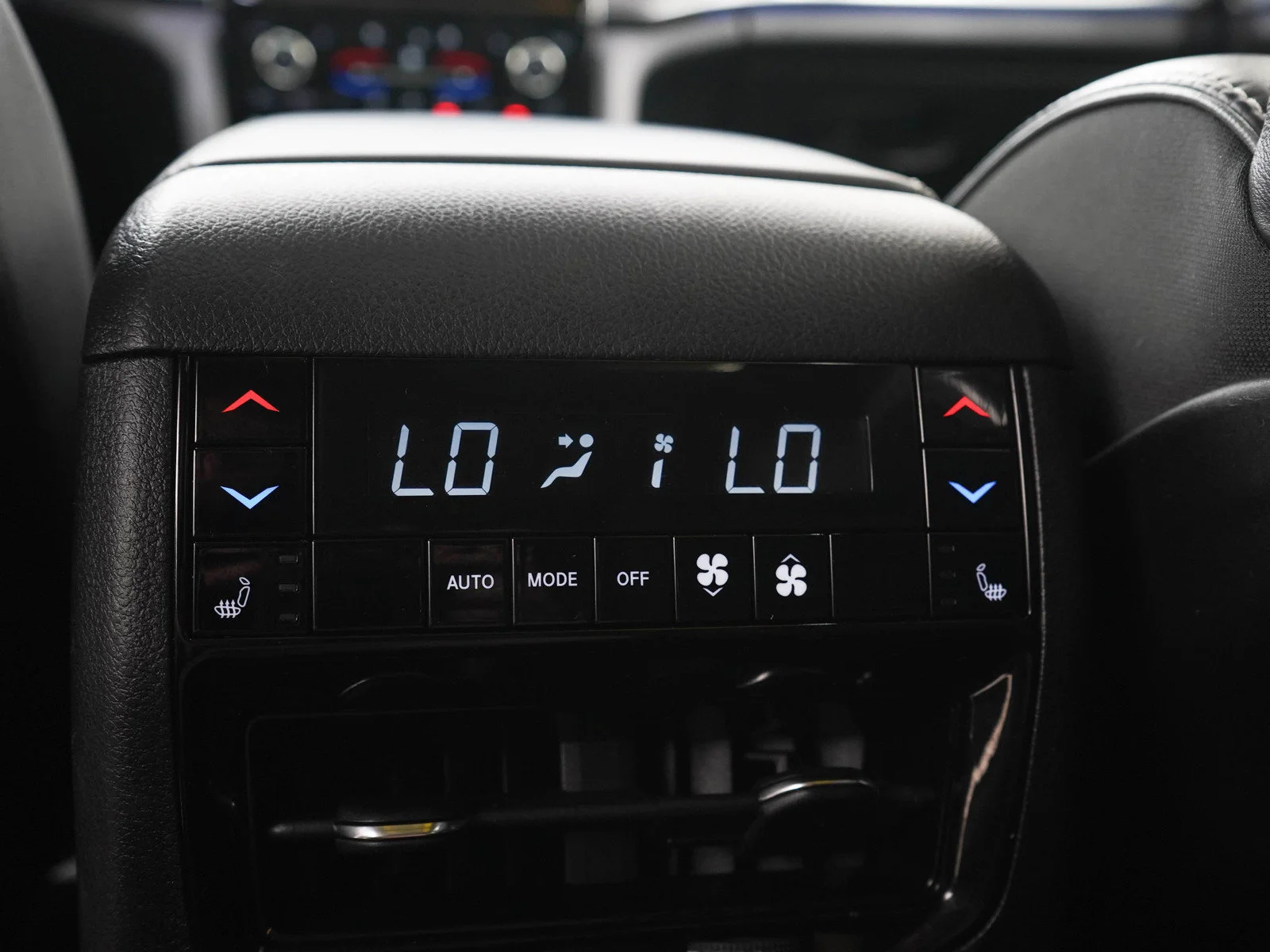 Used 2021 Silver Zynith Jeep Overland image 17