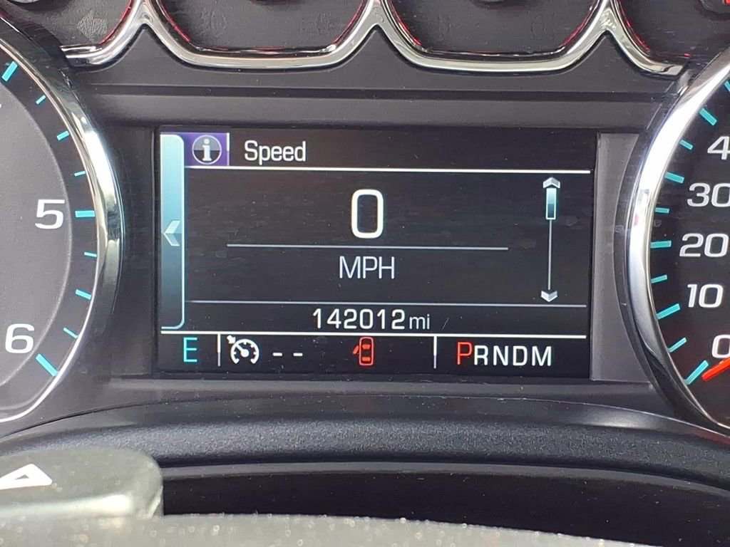 Used 2016 SIREN RED TINTCOAT Chevrolet LT image 17