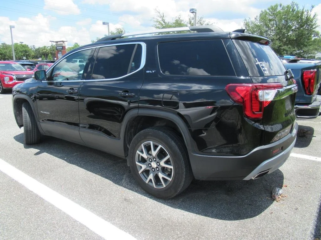 Used 2023 Black GMC SLT image 3
