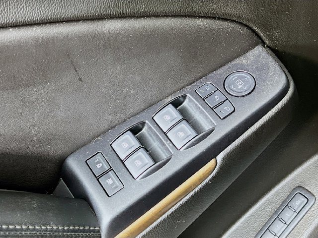 Used 2019 DARK SKY METALLIC GMC Denali image 9