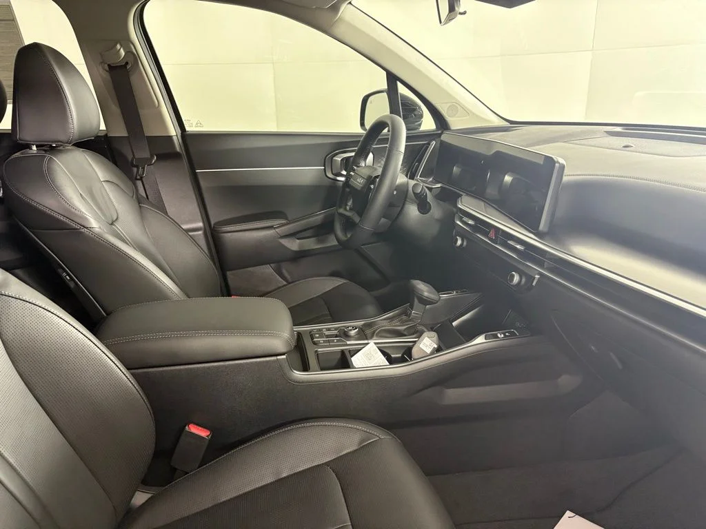 2026 Kia Sorento S - Photo 14