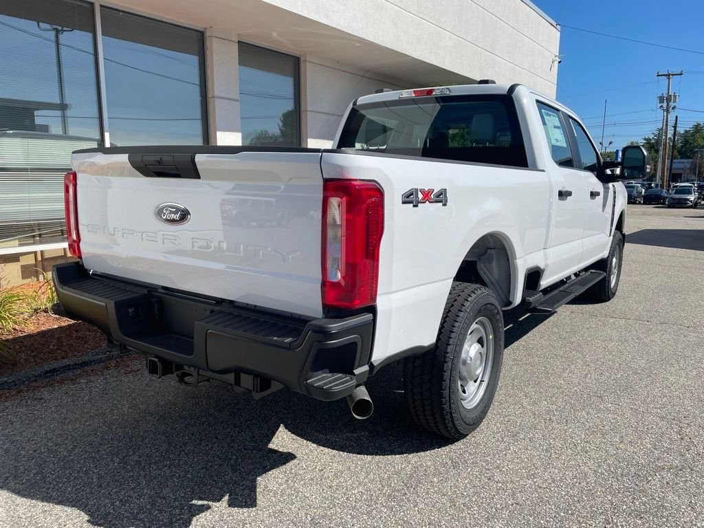 New 2026 Oxford White Ford F-350® XL image 6