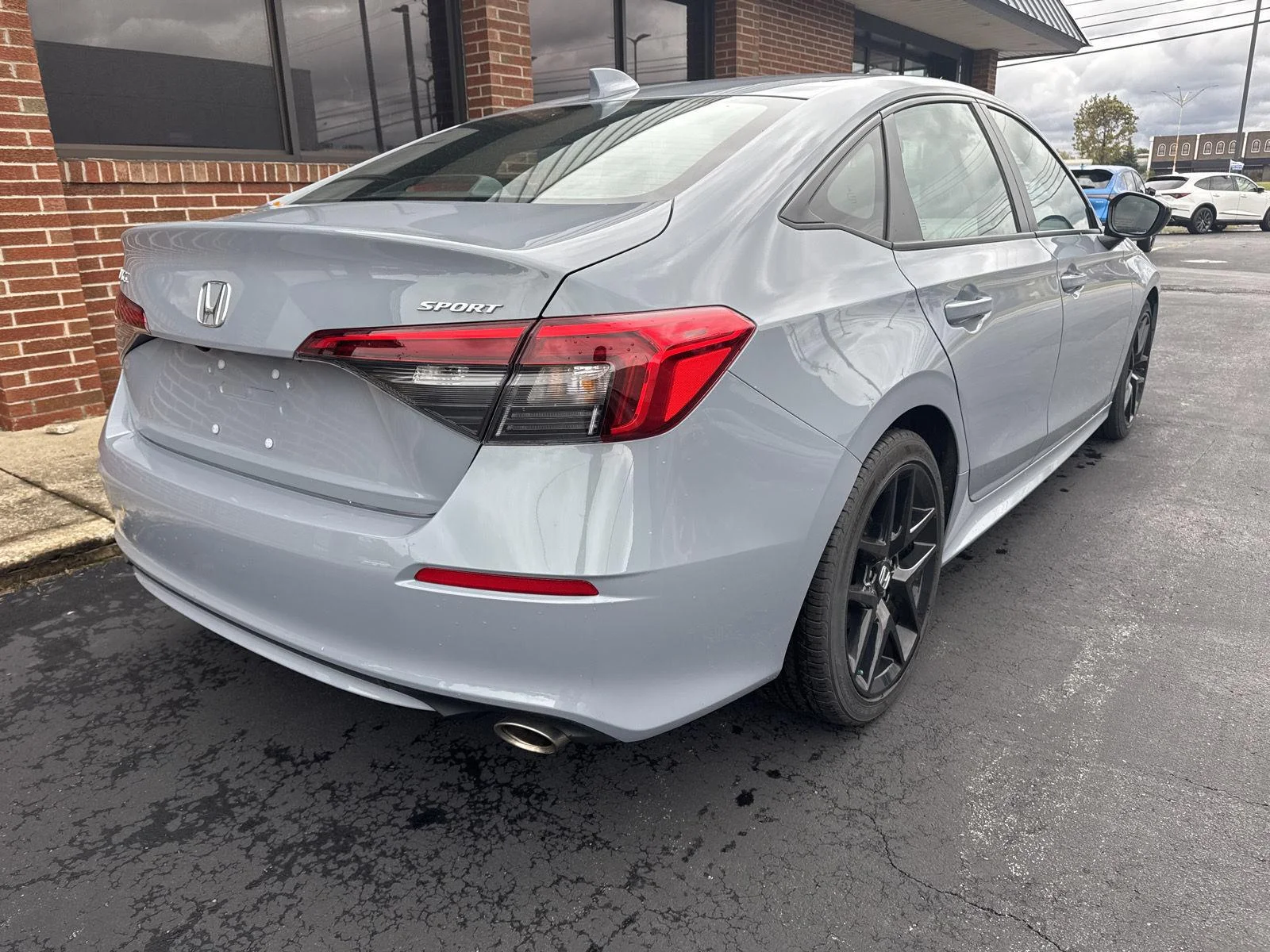 Used 2024 Sonic Gray Pearl Honda Sport image 6