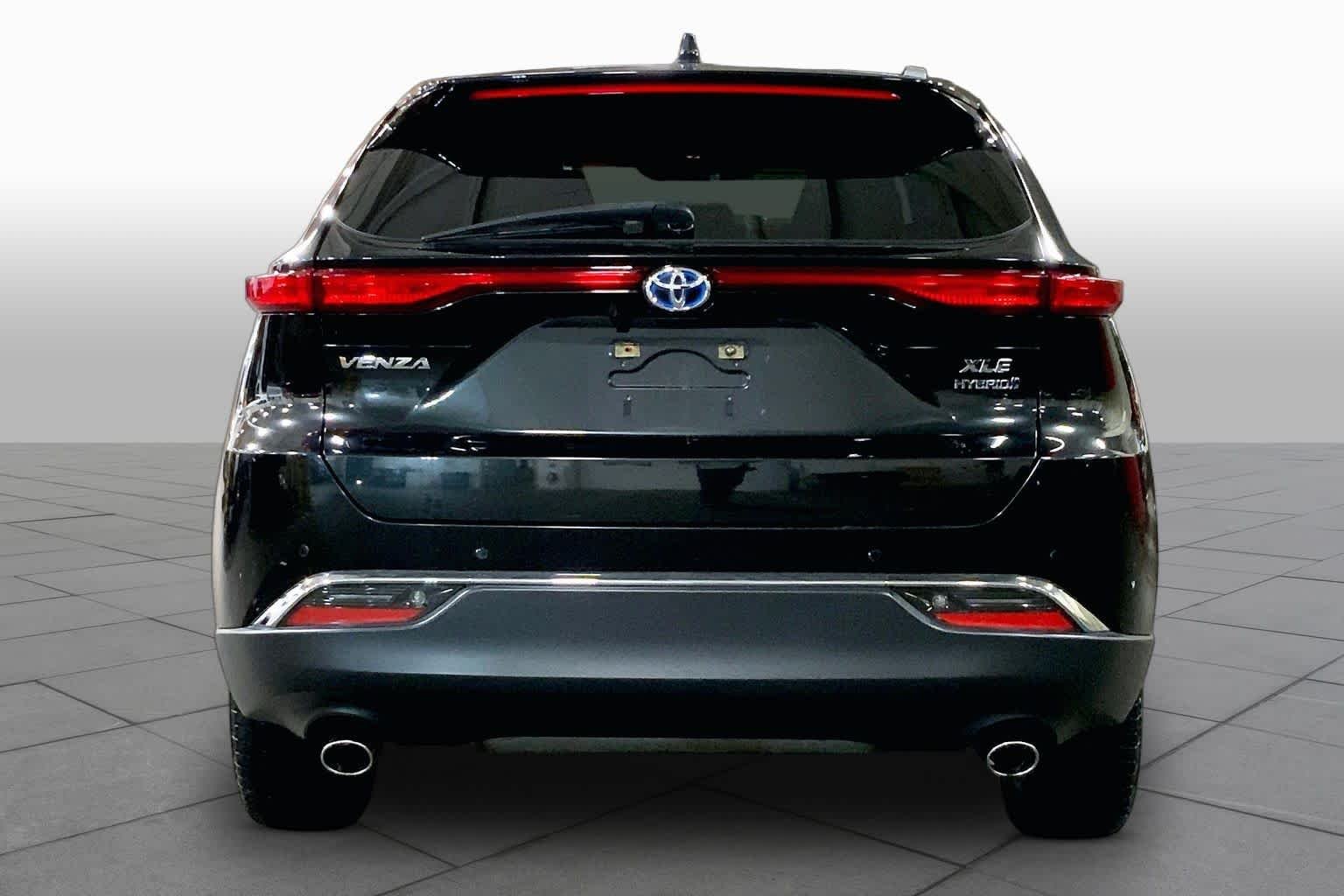 Pre-Owned 2021 Toyota Venza XLE
