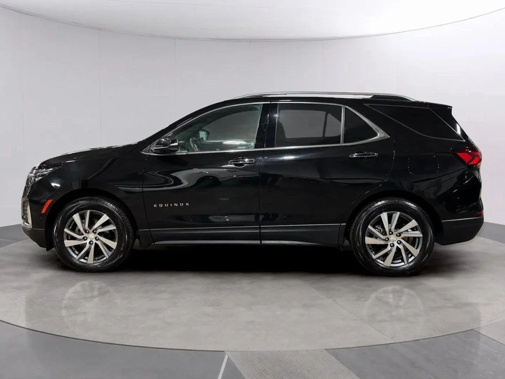 Used 2022 Mosaic Black Metallic Chevrolet Premier image 6