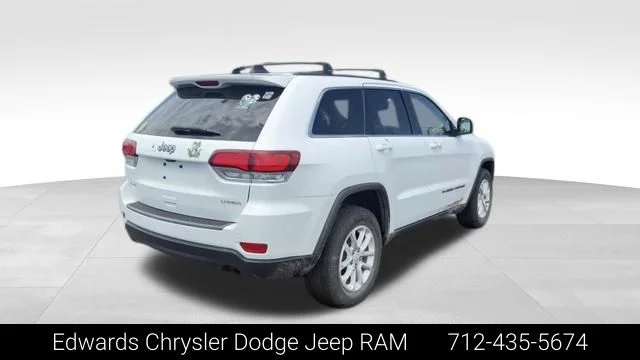 Used 2022 White Jeep Laredo E image 8