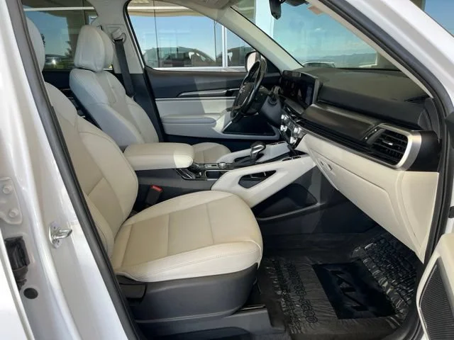 Certified Used 2024 Glacial White Pearl Kia S image 63