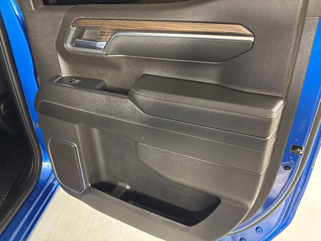 Used 2024 Blue Chevrolet LT image 18