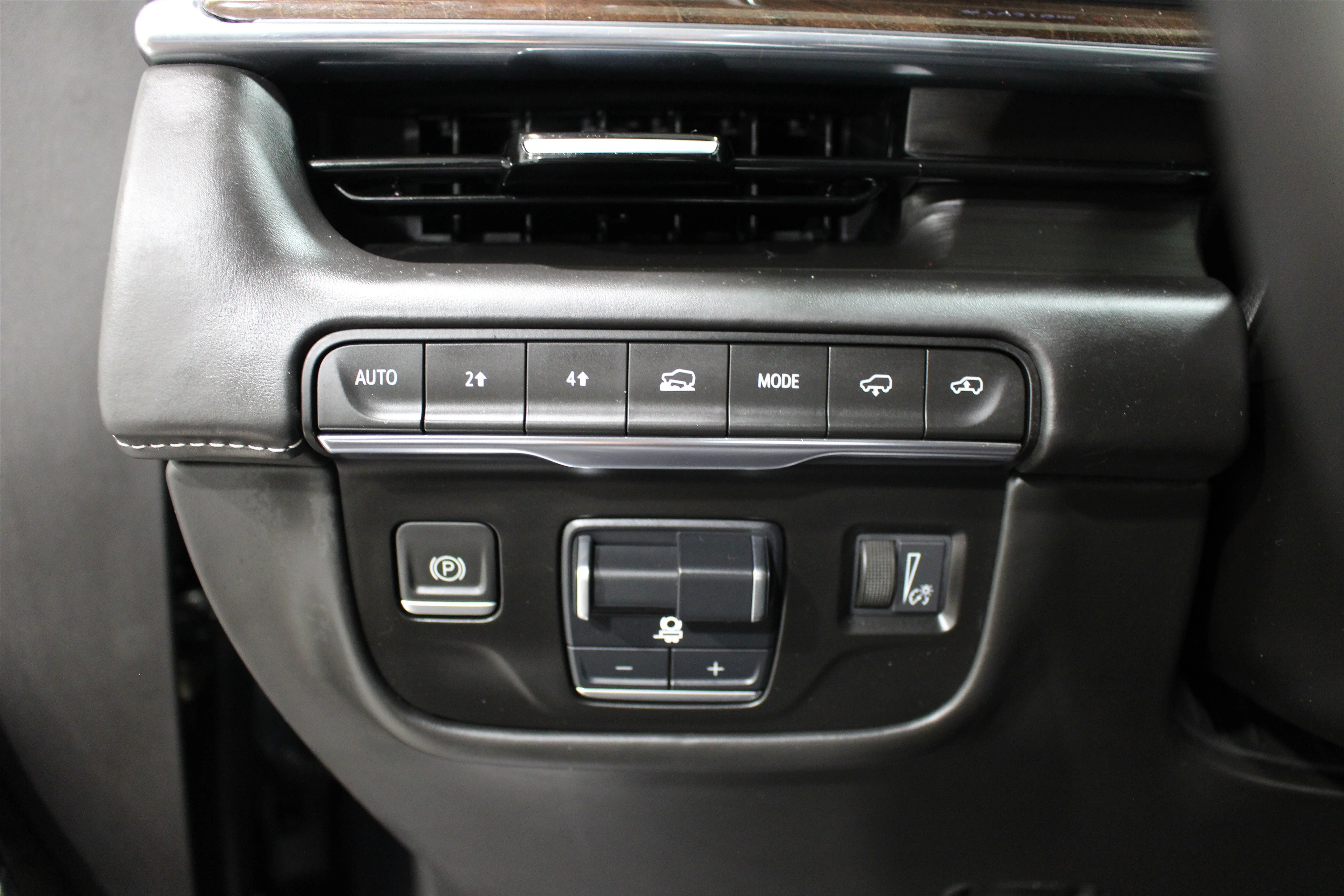 2023 Cadillac Escalade ESV Sport Platinum - Photo 8