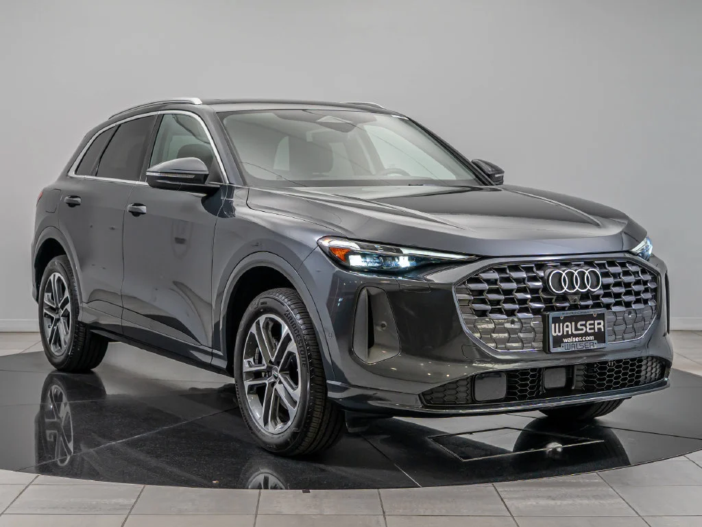 Certified Used 2025 Tambora Gray Metallic Audi 2.0T Premium Plus image 12