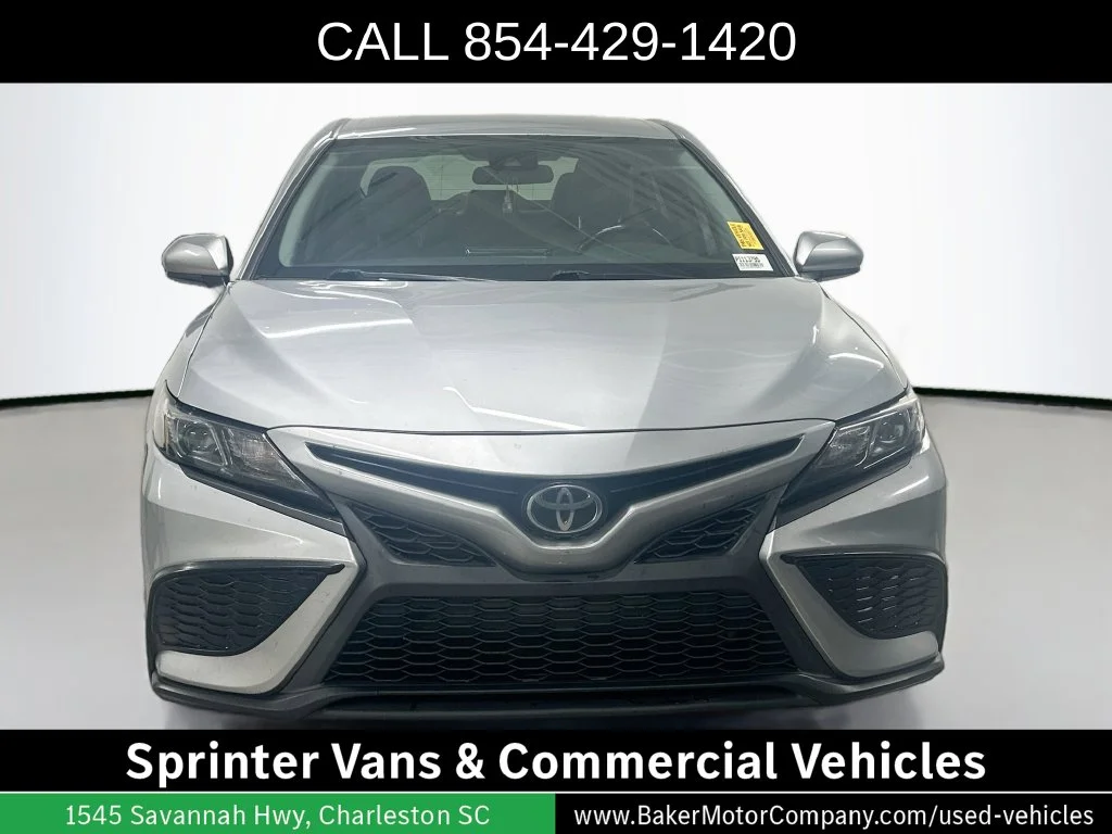 Used 2021 Silver Toyota SE image 6
