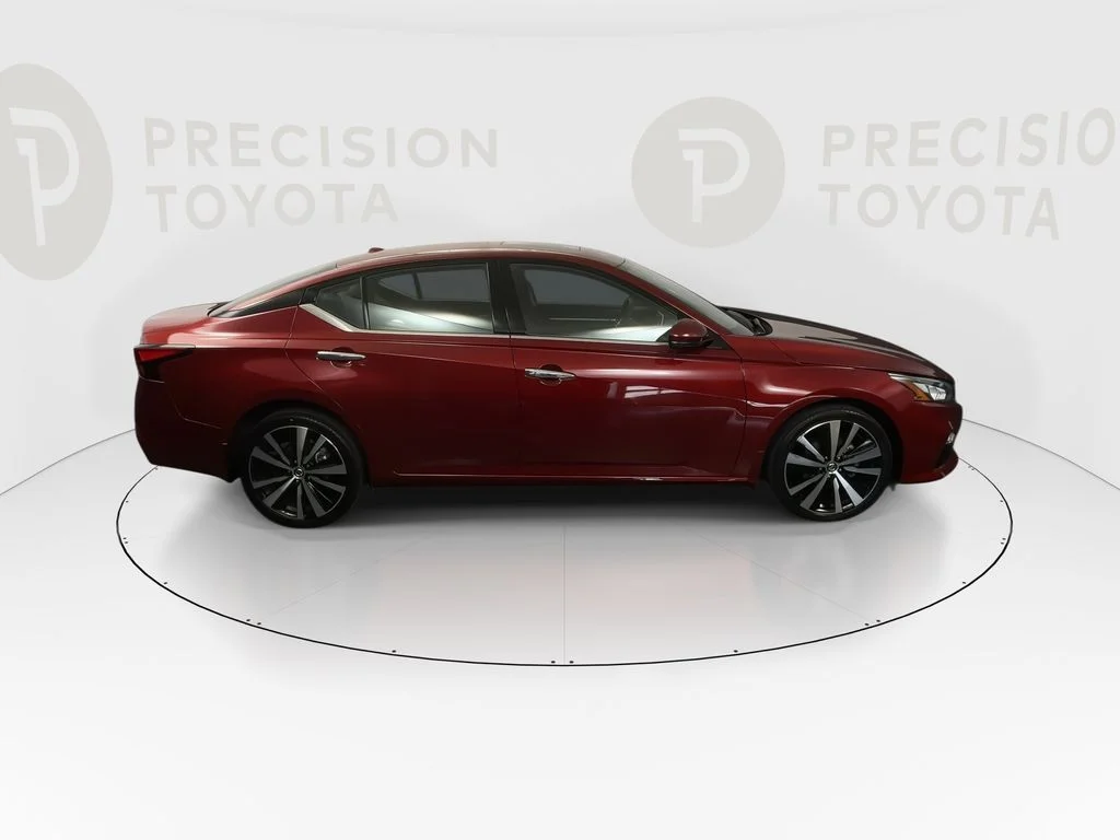 Used 2020 Scarlet Ember Tintcoat Nissan 2.5 Platinum image 23
