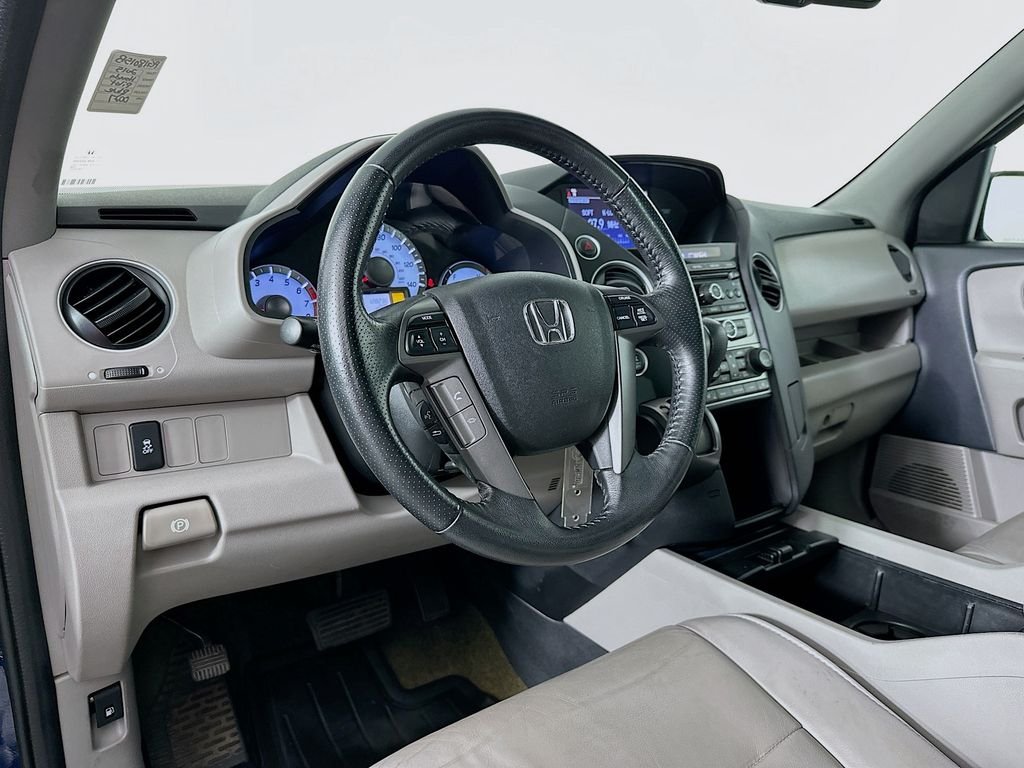 Used 2015 Obsidian Blue Pearl Honda EX-L image 10