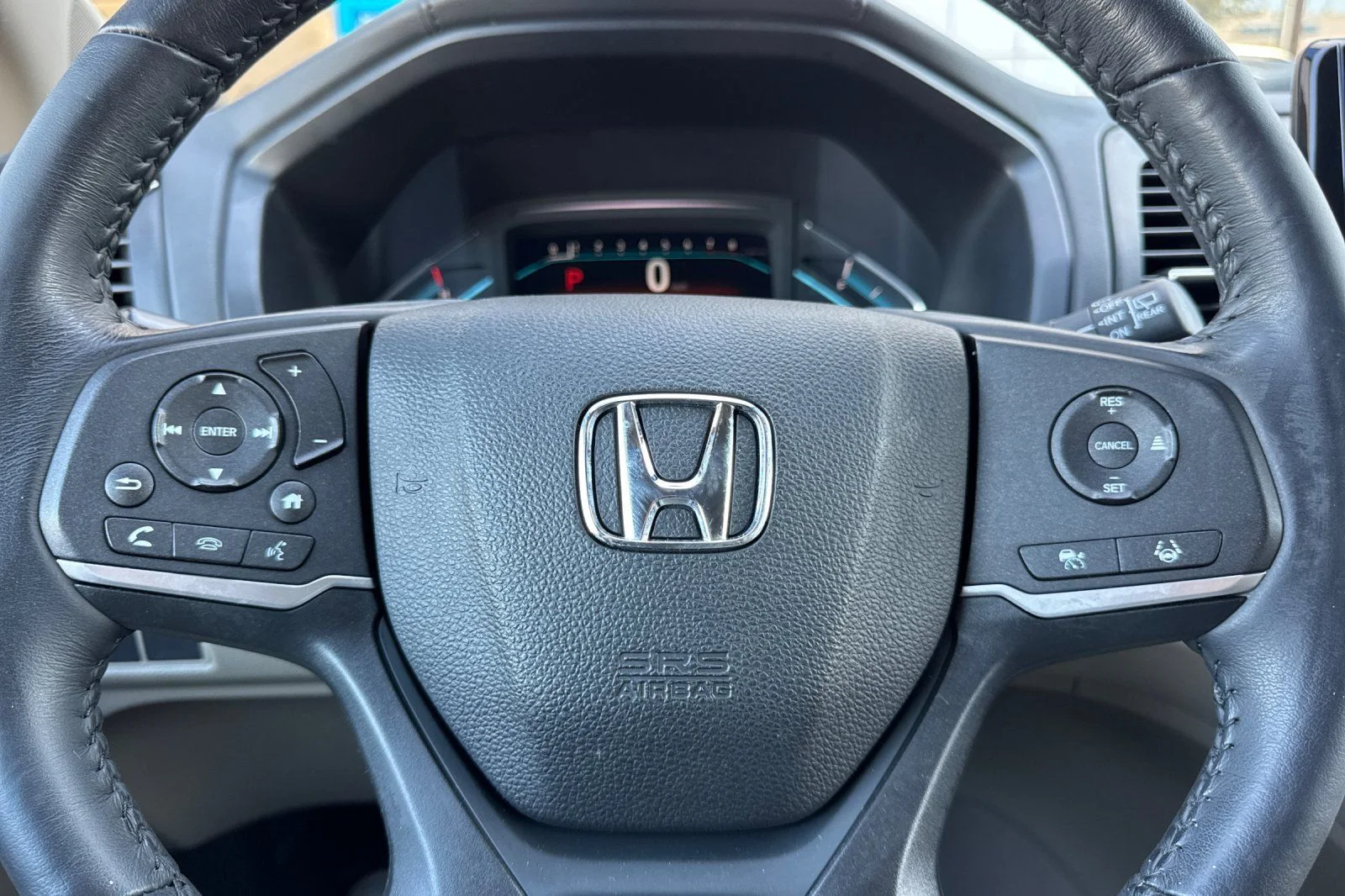 Certified Used 2022 Platinum White Pearl Honda EX-L image 29
