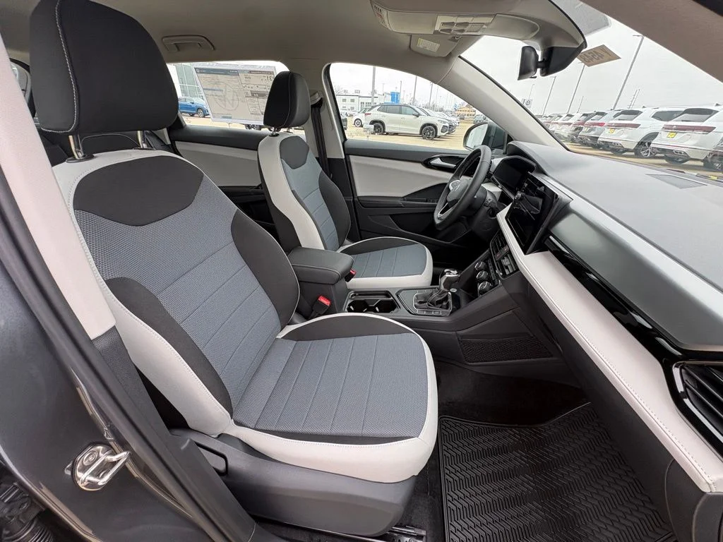 New 2026 Silver Volkswagen 1.5T S image 8