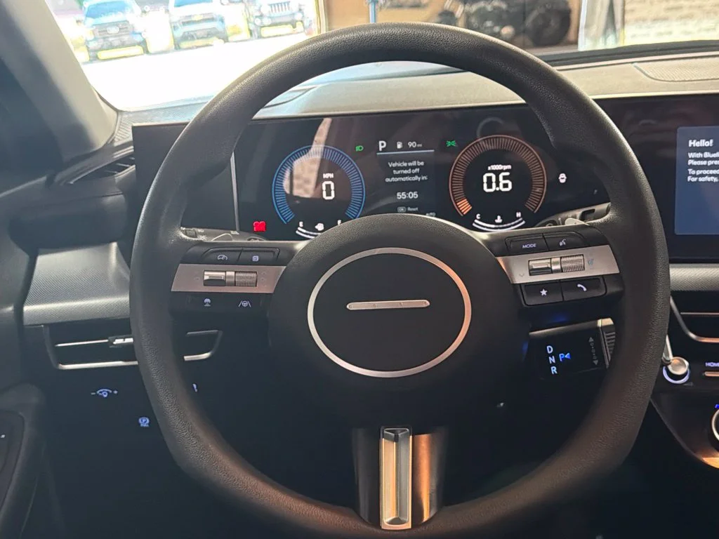 Used 2024 Transmission Blue Hyundai SEL image 17