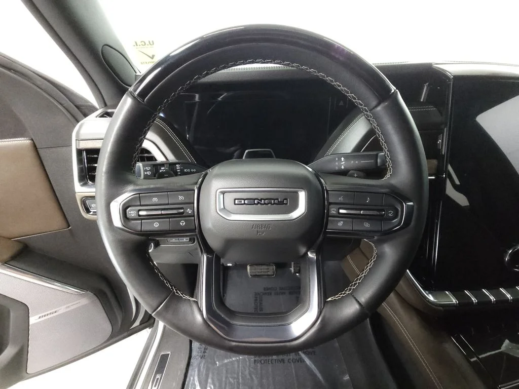 Used 2025 White Frost GMC Denali Ultimate image 11
