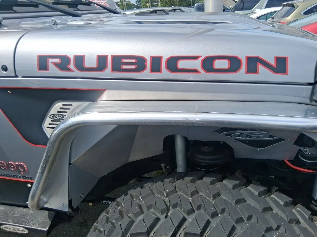 Used 2020 Silver Jeep Rubicon image 5