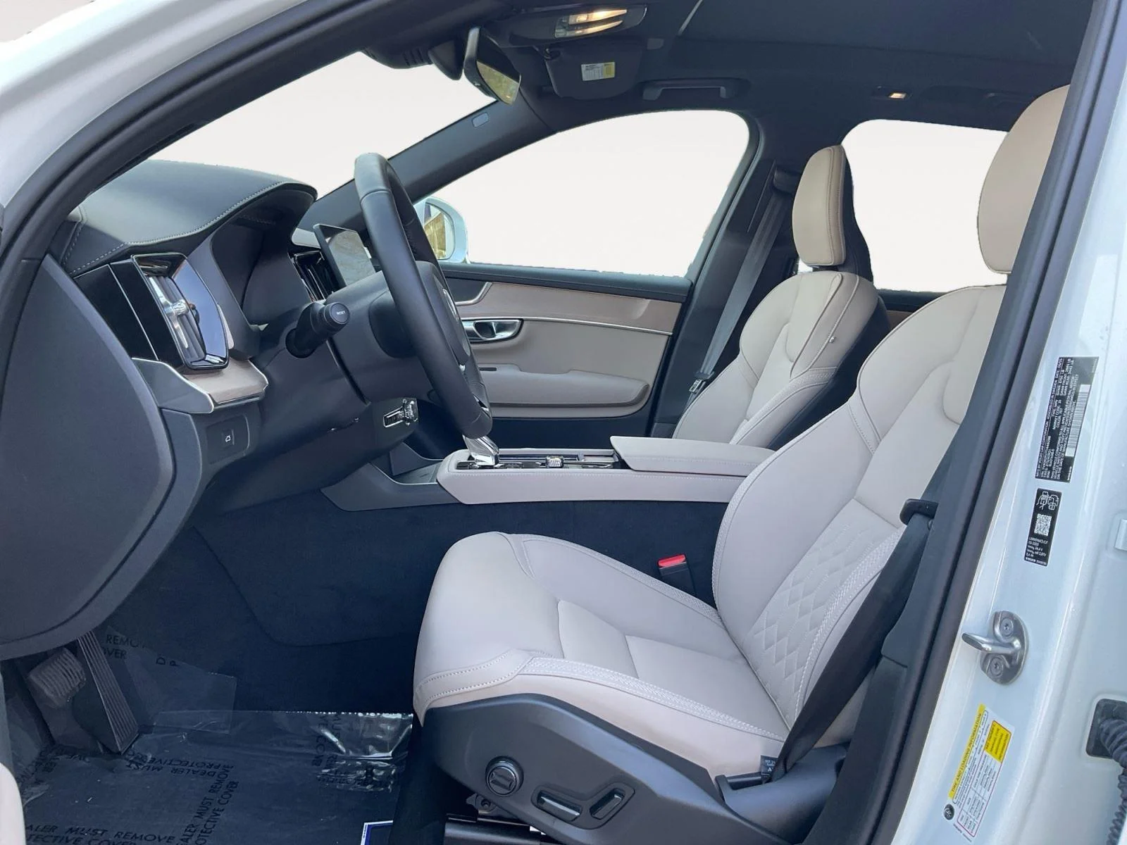 2026 Volvo XC90 Core - Photo 9