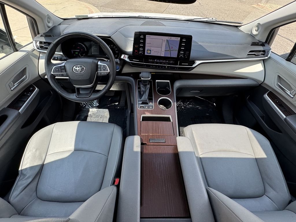 Used 2021 White Toyota XLE image 34