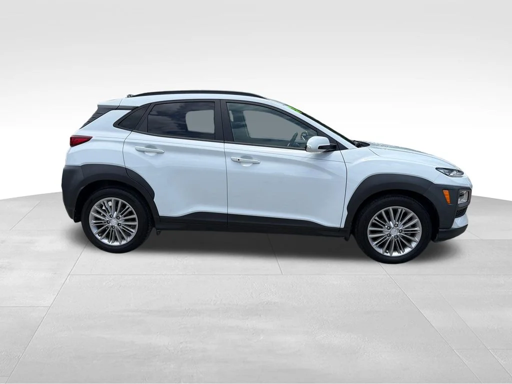 2020 Hyundai Kona SEL Plus - Photo 9