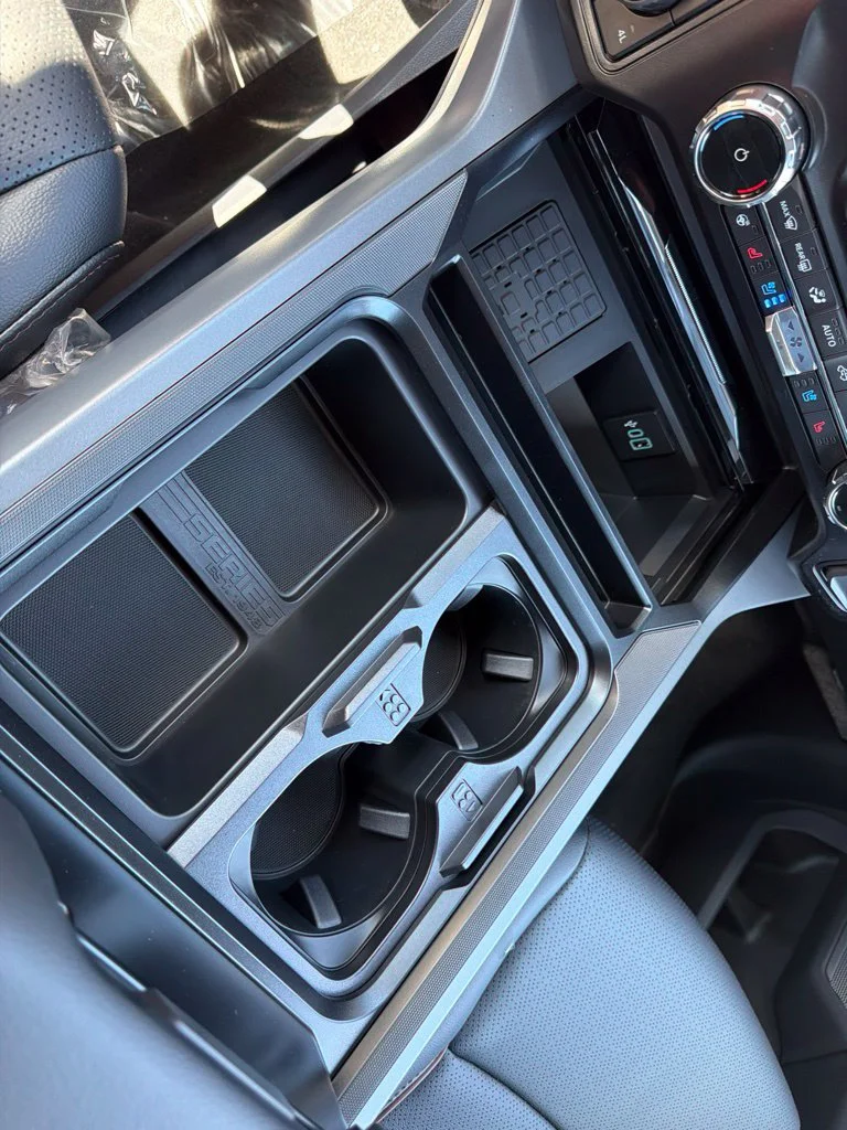 New 2027 Agate Black Metallic Ford F-250® Lariat® image 37