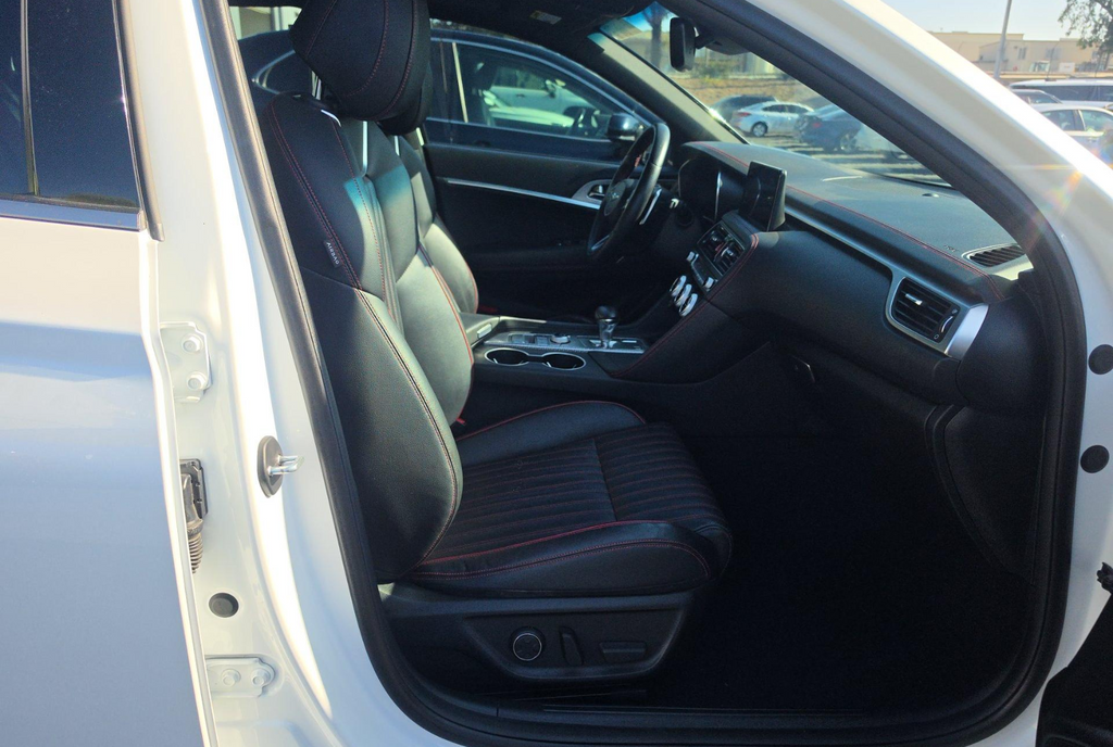 Certified Used 2022 White Genesis 3.3T image 8