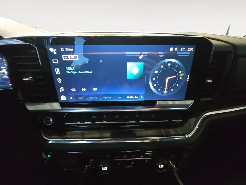Used 2023 SUMMIT WHITE Chevrolet LT Trail Boss image 15