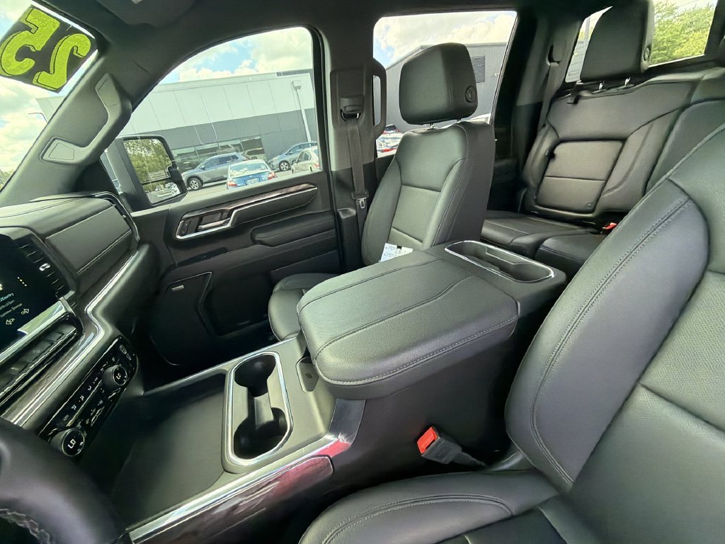 Used 2025 Gray Chevrolet LTZ image 20