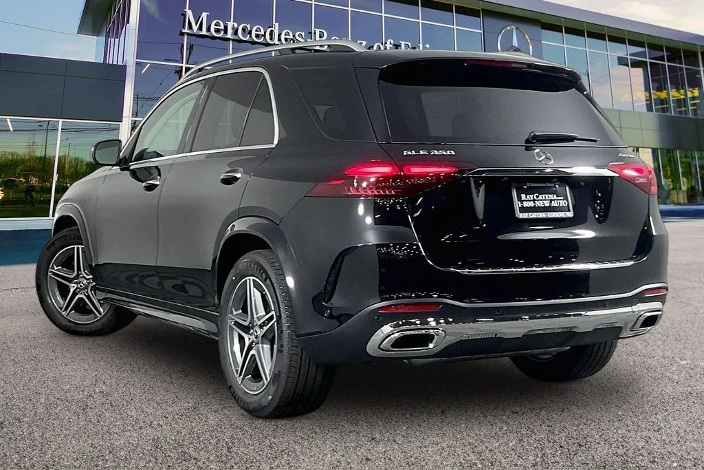 New 2026 Black Mercedes-Benz GLE 350 image 3