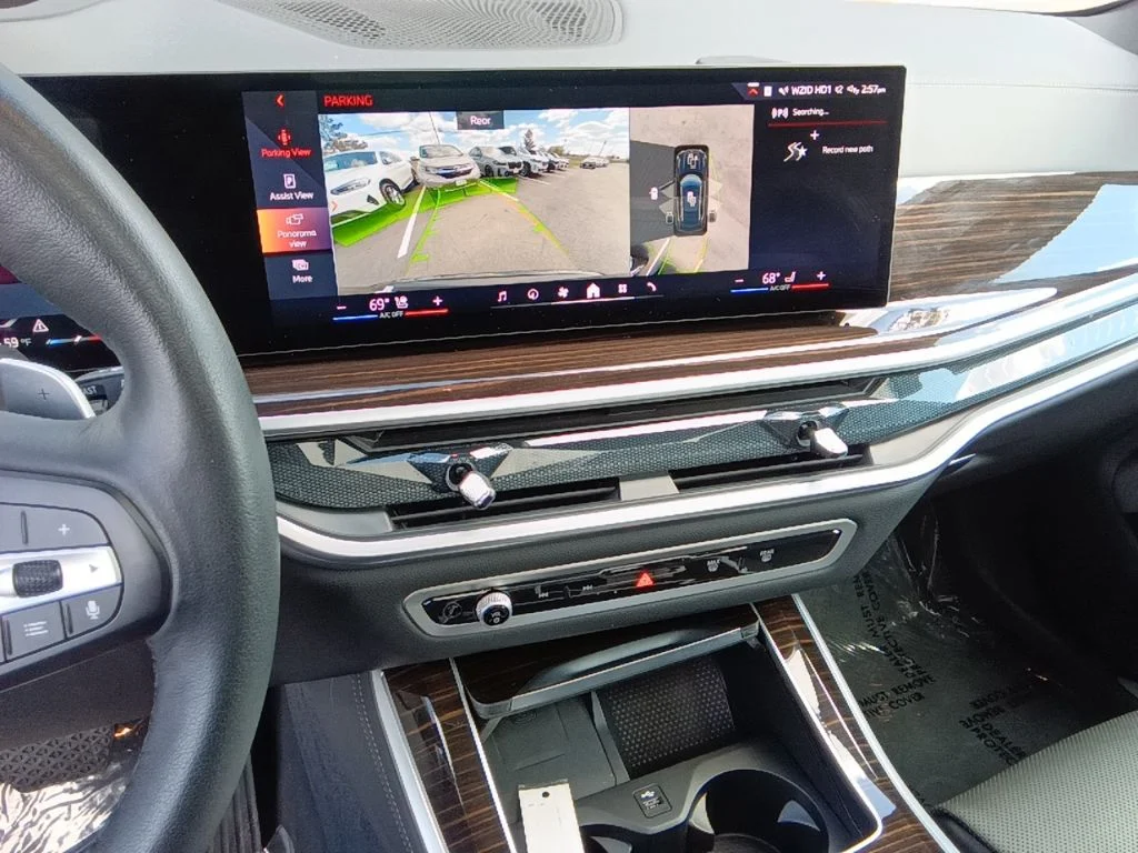Certified Used 2025 Black Sapphire Metallic BMW xDrive40i image 17