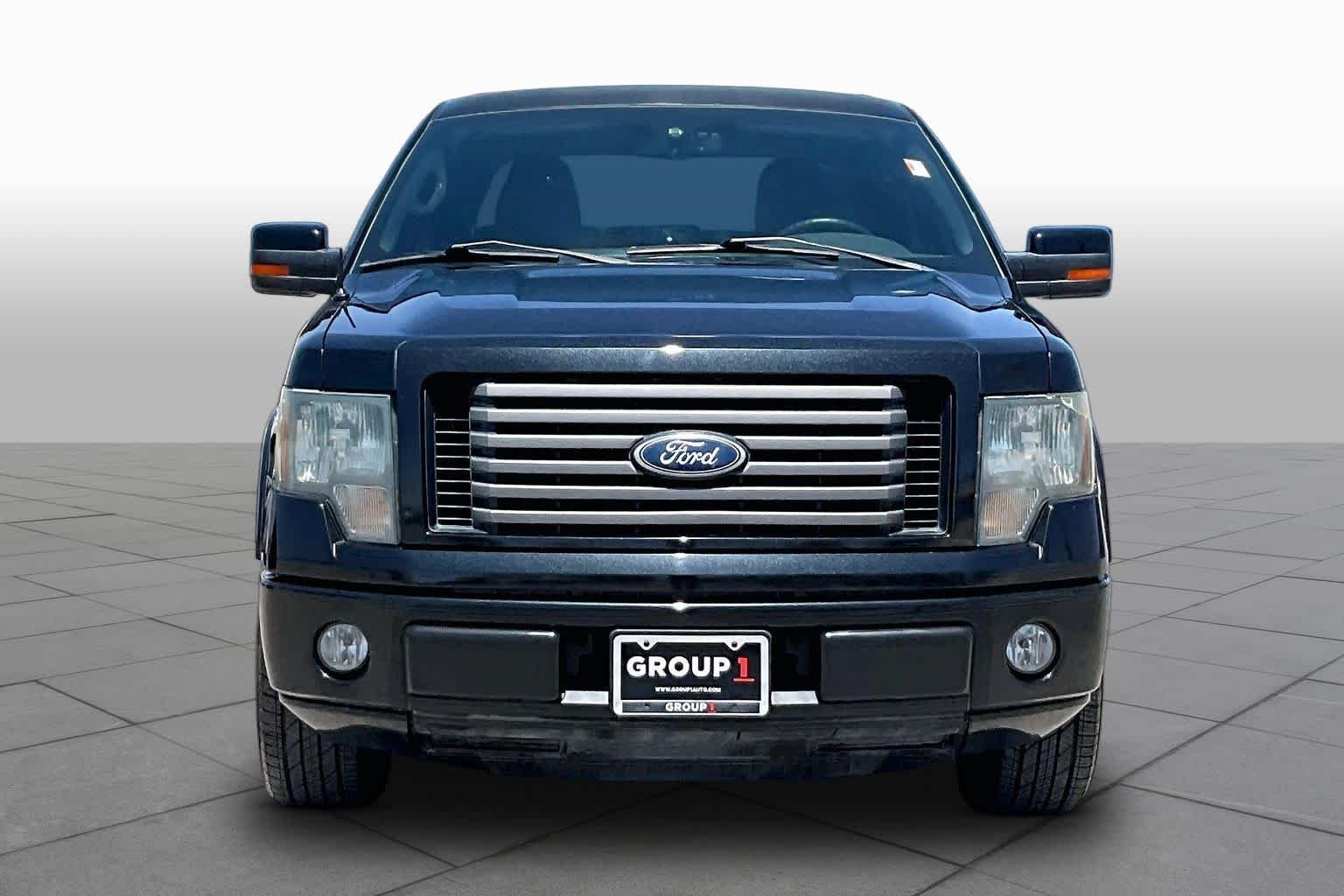 Used 2010 Tuxedo Black Ford XLT image 3