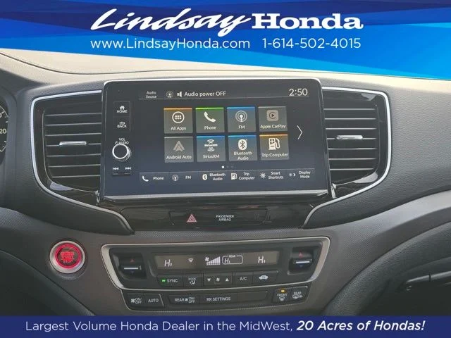 New 2025 Platinum White Pearl Honda RTL image 23
