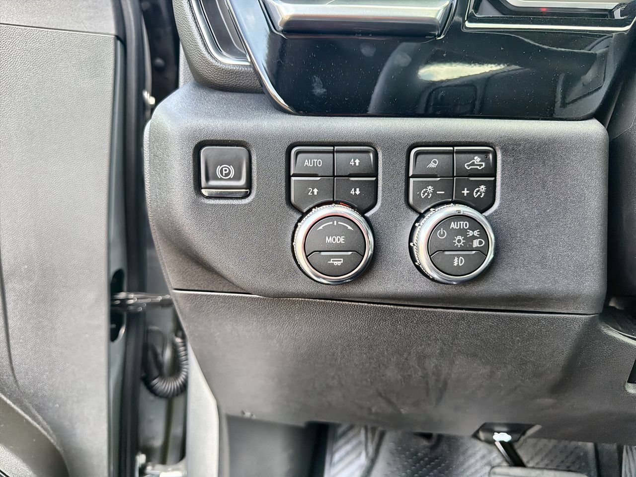 2026 GMC Sierra 2500HD SLT - Photo 15
