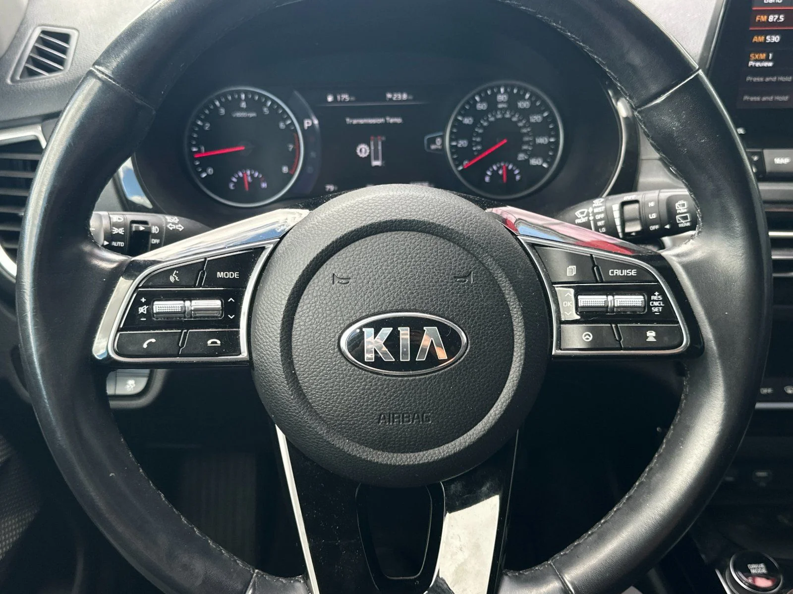 Used 2021 Snow White Pearl Kia SX image 22