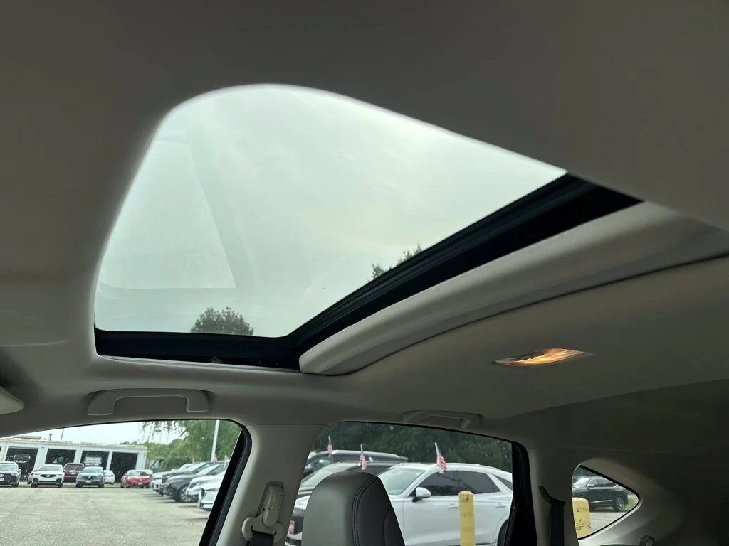 Used 2015 Gray Honda Touring image 22
